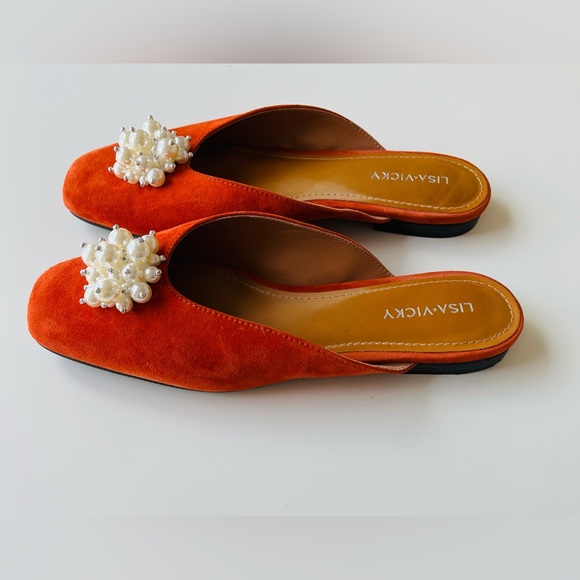 Gorgeous Lisa + Vicky Suede Flats• Sz 6.5 - Picture 2 of 6